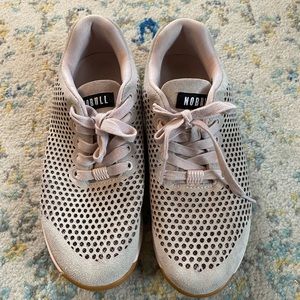 Blush NOBULL Training shoes